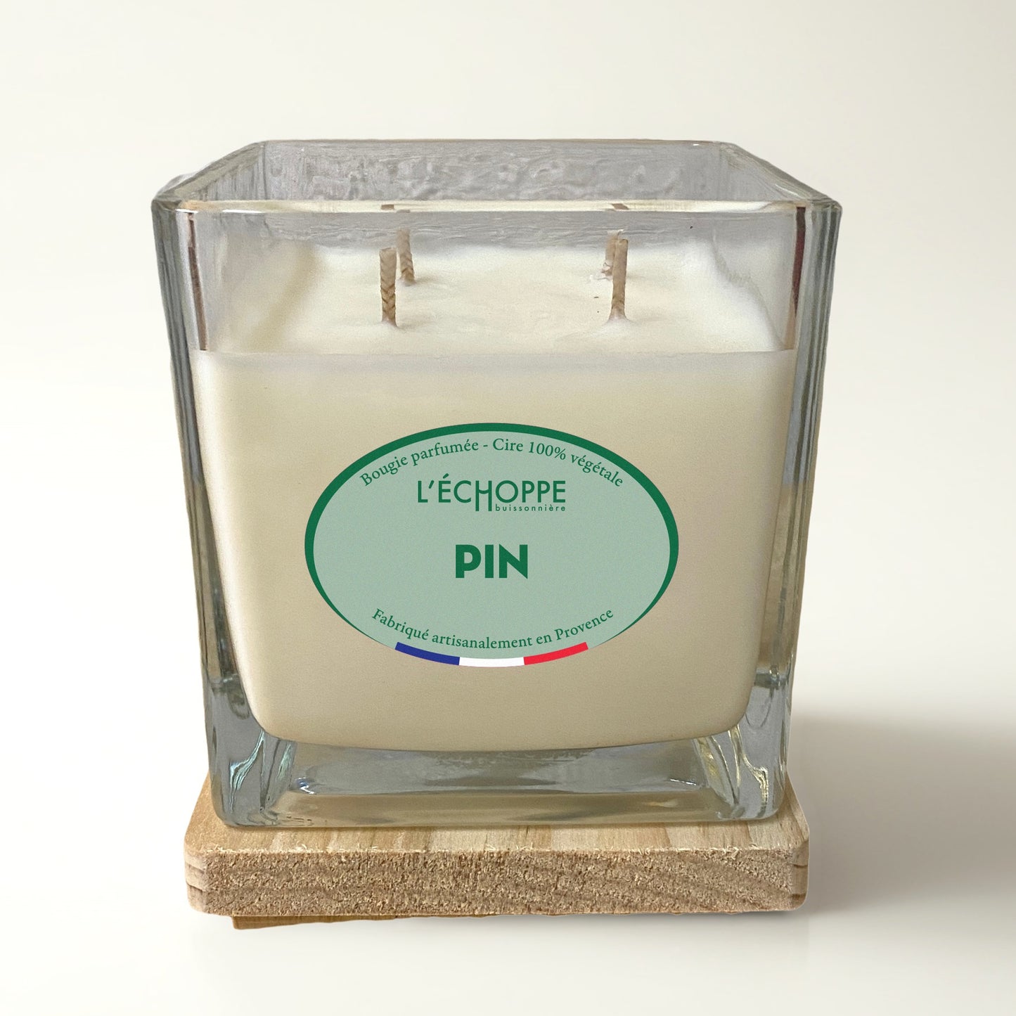 Bougie 4 mèches parfumée "Pin" couvercle bois 400g