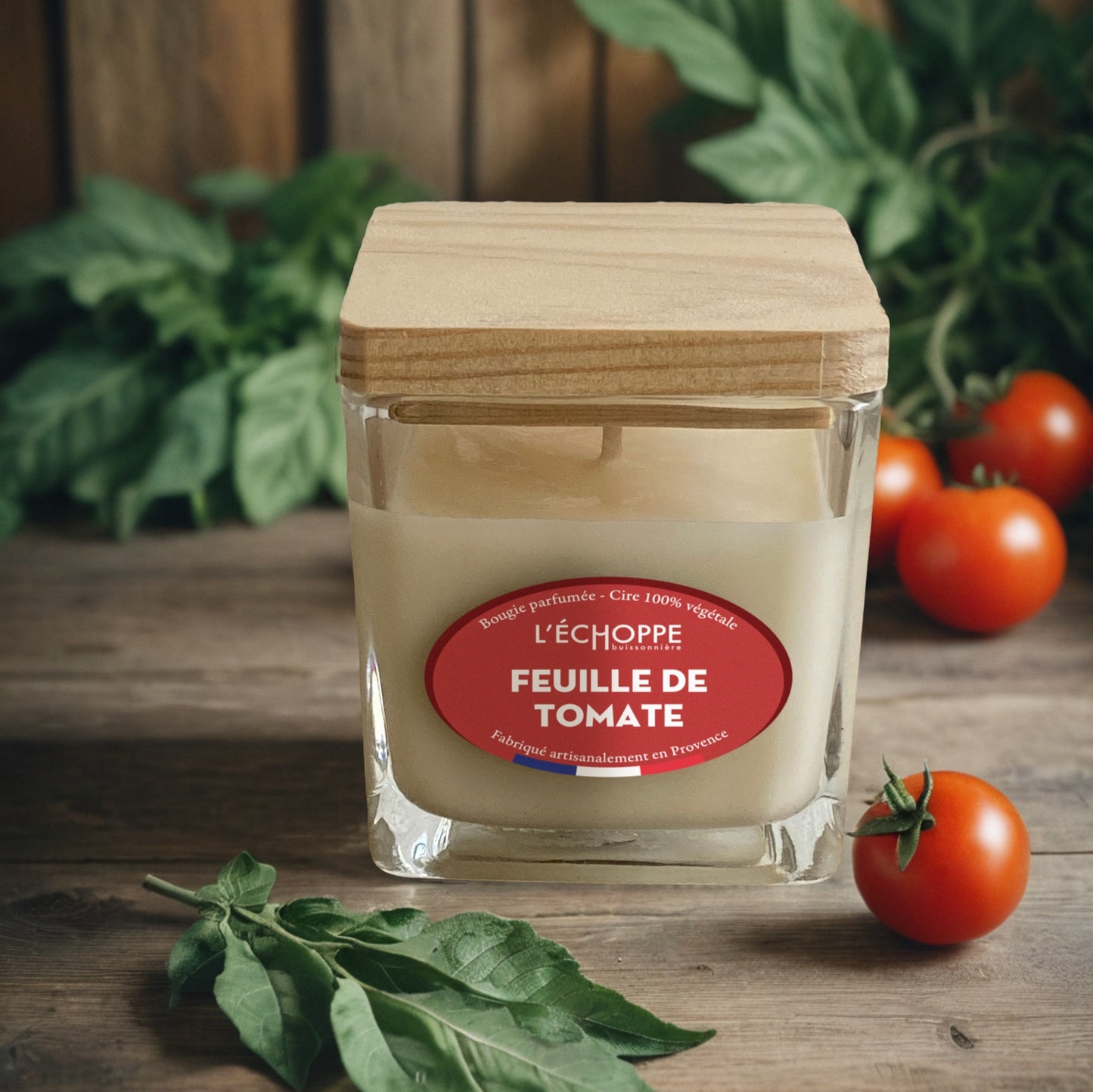 Bougie parfumée "Feuille de Tomate" pot carré couvercle bois 190g